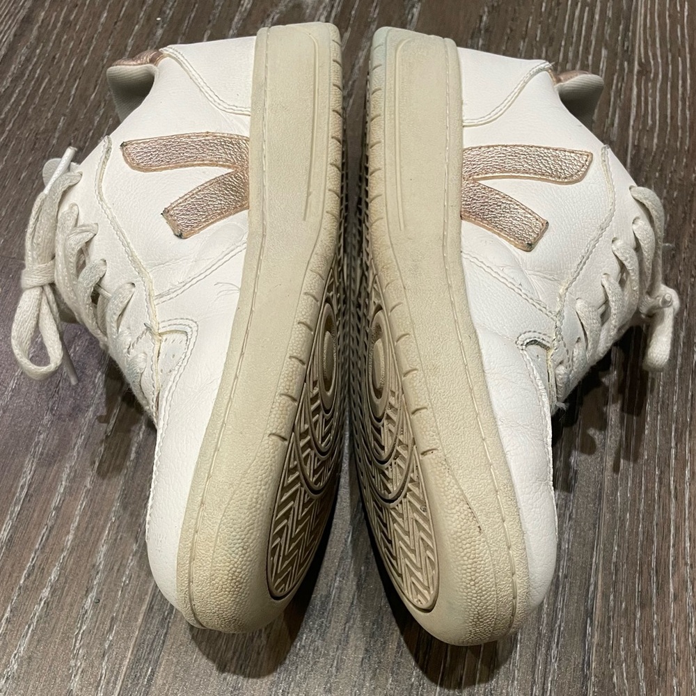 Veja Women's V-10 sneakers white platine size 8 - Picture 5 of 9